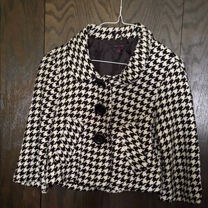 Last Kiss Black and White Houndstooth Cropped Jacket Size M